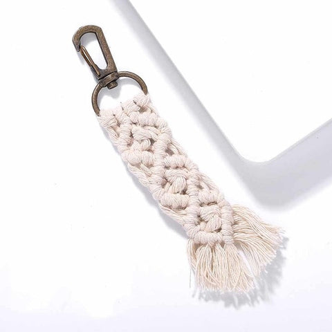 Girlgo Tassel Macrame Keychains for Women Boho Handmade Fiberlove key Holder Keyring Macrame Bag Charm Car Hanging Jewelry Gifts