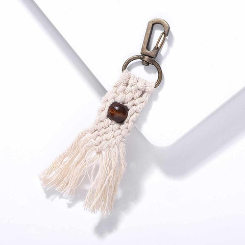 Girlgo Tassel Macrame Keychains for Women Boho Handmade Fiberlove key Holder Keyring Macrame Bag Charm Car Hanging Jewelry Gifts