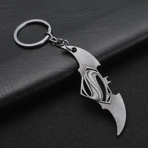 2019 Marvel The Avengers Keychain Thor's Hammer Thanos Gauntlet Captain America Shield Hulk Batman Mask Key Ring Wholesale