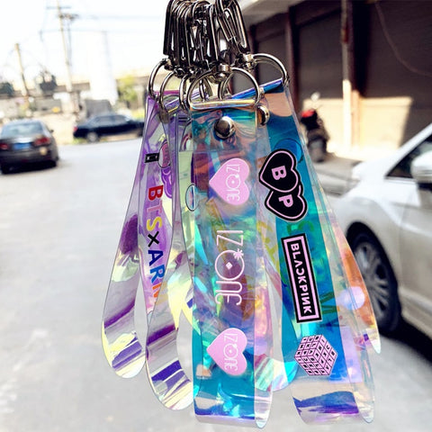 Kpop Laser Keychain BLACKPINK GOT7 IZONE SEVENTEEN TWICE ROSE Keyrings Fashion Car Mobile Phone Key chains Pendant Accessories