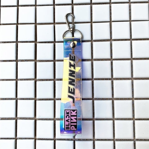 Kpop Laser Keychain BLACKPINK GOT7 IZONE SEVENTEEN TWICE ROSE Keyrings Fashion Car Mobile Phone Key chains Pendant Accessories