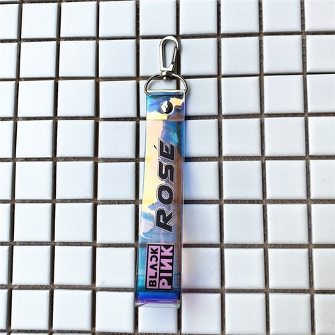 Kpop Laser Keychain BLACKPINK GOT7 IZONE SEVENTEEN TWICE ROSE Keyrings Fashion Car Mobile Phone Key chains Pendant Accessories