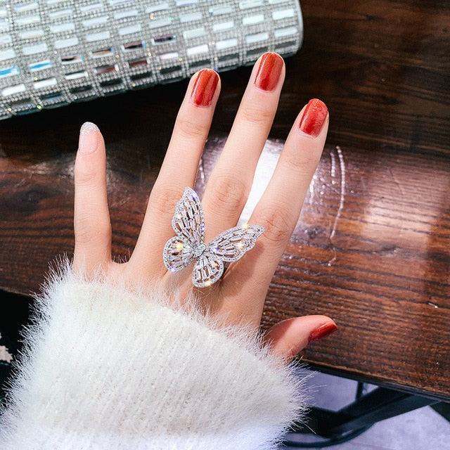 FYUAN Luxury Crystal Rings for Women 2019 Open Adjustable Shine Butterfly Rings Weddings Party Jewelry Gifts