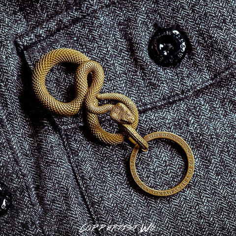 Coppertist.Wu Original Bronzed Snakes Keychain Brass Key Chain Gold Punk Rock Animal Key Ring HandBag Snake Pendant Men