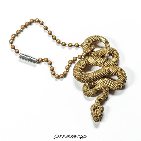 Coppertist.Wu Brass Metal Snake Pendant Necklace Men Vintage Handmade Fashion Key Chain Original Design Animal Keychain Pendants