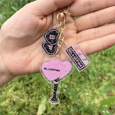 Kpop Acrylic Keychain BLACKPINK GOT7 IZONE SEVENTEEN TWICE ROSE Keyrings Fashion Car Phone Key chains Pendant Accessories